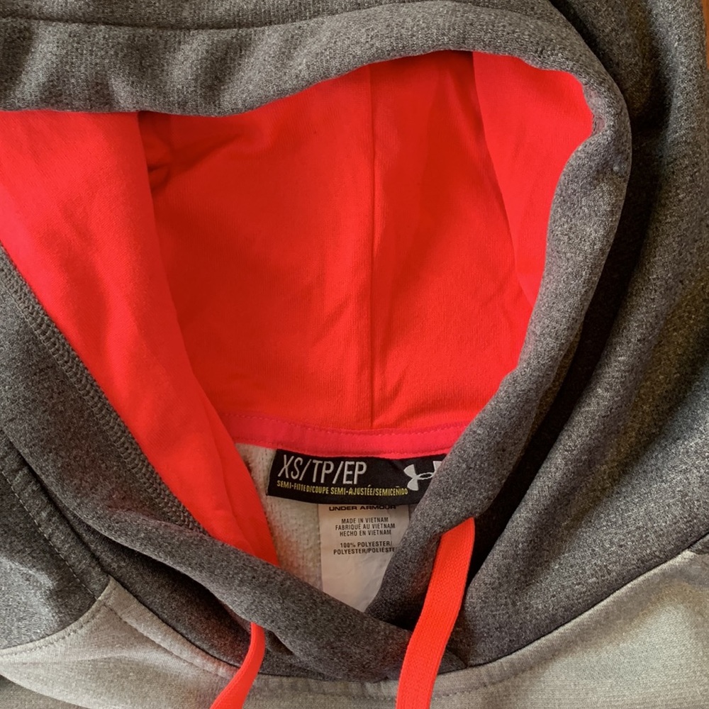 Under Armour hoodie - Picture 4 of 6